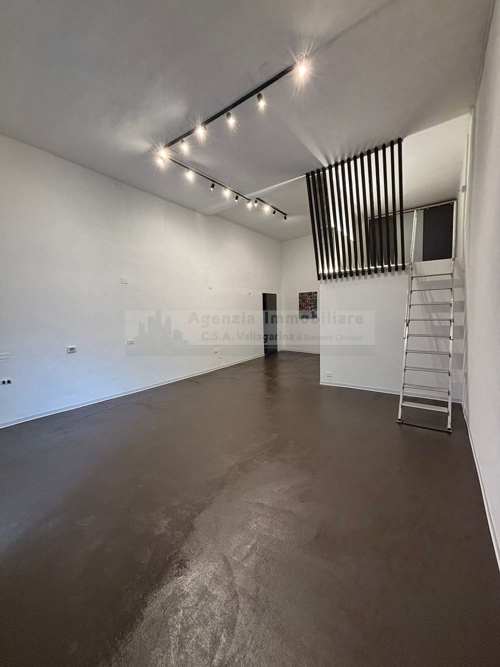 Introvabile Box/Magazzino centralissimo